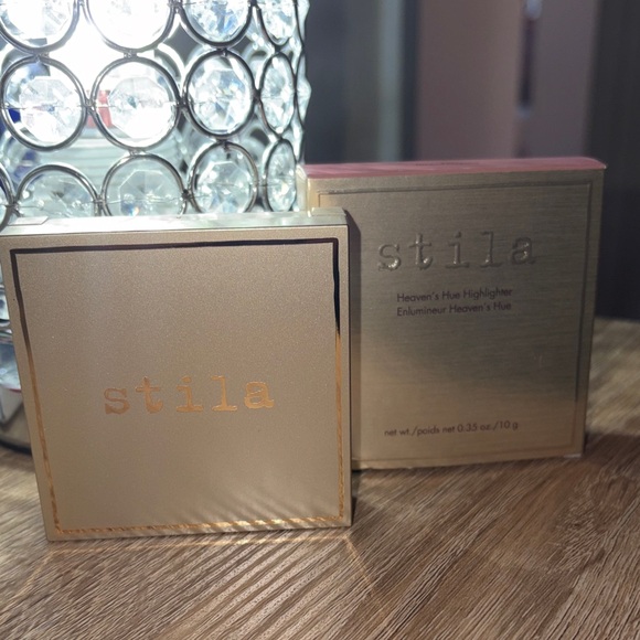 Stila Other - Stila Heaven's Hue Highlighter in Shimmering Gold